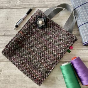 Mini sac tricot / violet, rose, gris, vert