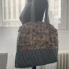 Sac à main Chevrons Fleurs / Marine blanc rose jaune vert – Image 3