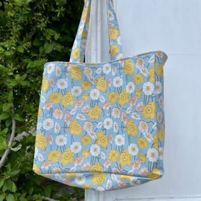 Sac cabas simili enduit, motif vintage fleurs / Ciel, jaune