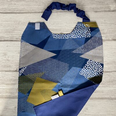Maxi serviette XL élastiquée, imprimé bleu gris ocre