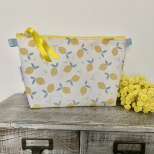 Trousse toilette enduite MM/ Citrons, blanc jaune