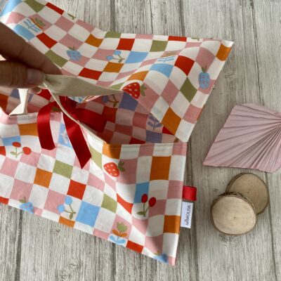 Sac à tarte / motif damier fruits / multicolore – Image 2