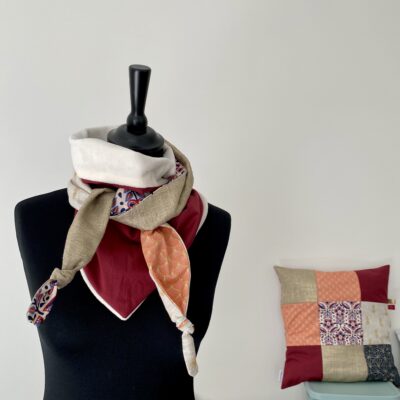 Coussin, 9 cases, Corail Doré Bordeaux – Image 3