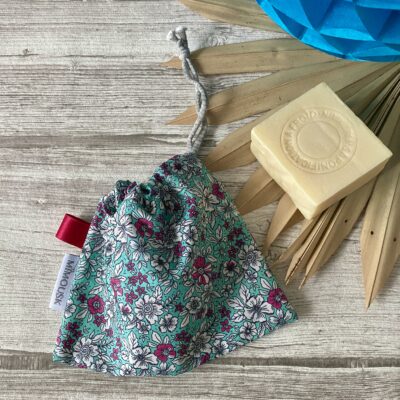 Sac à savon solide/ Petites fleurs / turquoise rose