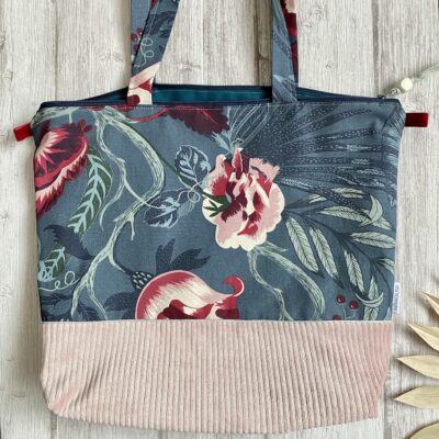 Sac motif fleuri retro bleu vert, velours rose