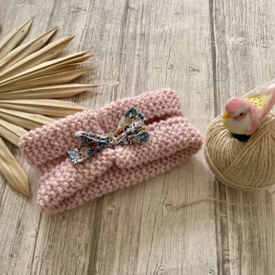 Tour de cou enfant / Rose pailleté, noeud Liberty – Image 3