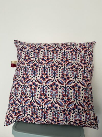 Coussin, 9 cases, Corail Doré Bordeaux – Image 2