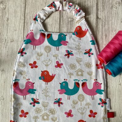 Serviette élastiquée coton et éponge bambou / Oiseaux folk/ blanc vert rose