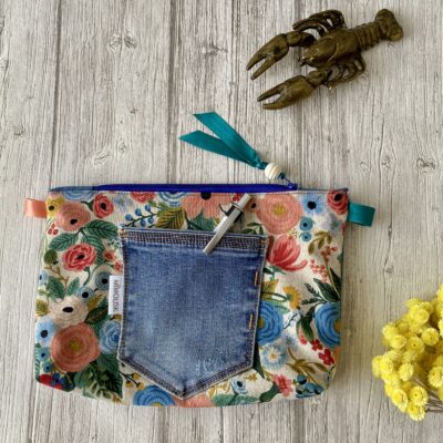 Pochette brodée / Fleurs Rifle et poche / jean bleu, beige