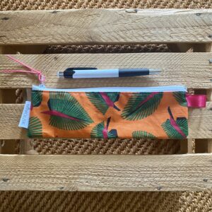 Trousse longue enduite, feuilles orange/vert/rose