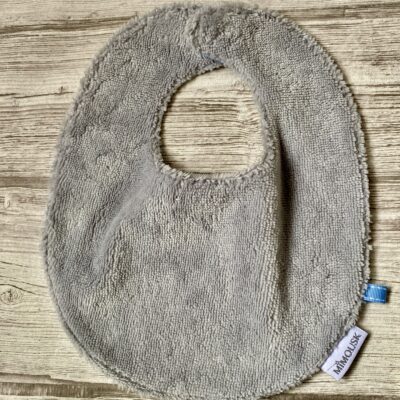 Box naissance Loup 4 produits: couverture, bavoir, lingettes, doudou anneau de dentition – Image 6