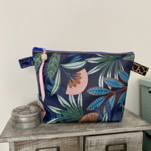 Trousse toilette enduite GM avec passepoil/ Indigo, rose, cuivre