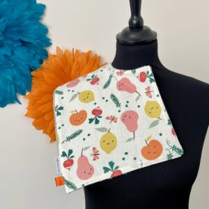 bavoir d'épaule cadeau naissance fait-main en france