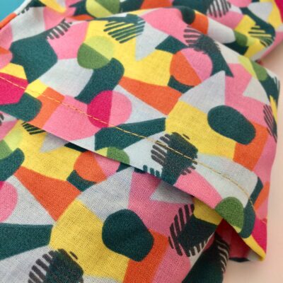 Bouillotte longue XL pour cervicales en graines de lin bio, décor confettis multicolores – Image 2