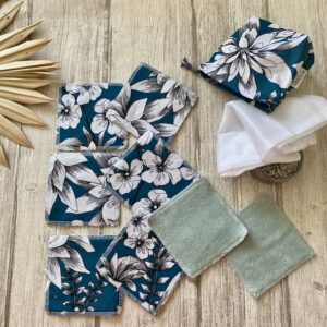 Pack 8 Lingettes lavables éponge bambou / Grosses fleurs blanc marine