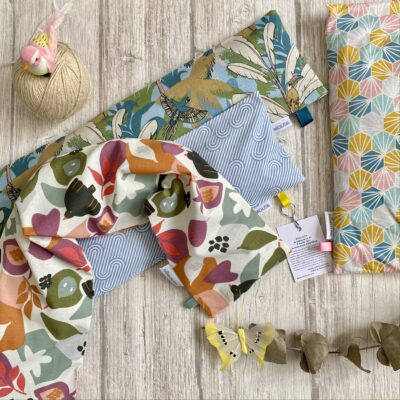 Bouillotte longue XL pour cervicales en graines de lin bio/ rayure vague, ciel – Image 3