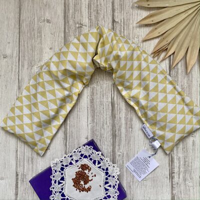 Bouillotte longue XL pour cervicales en graines de lin bio/ Triangles / jaune