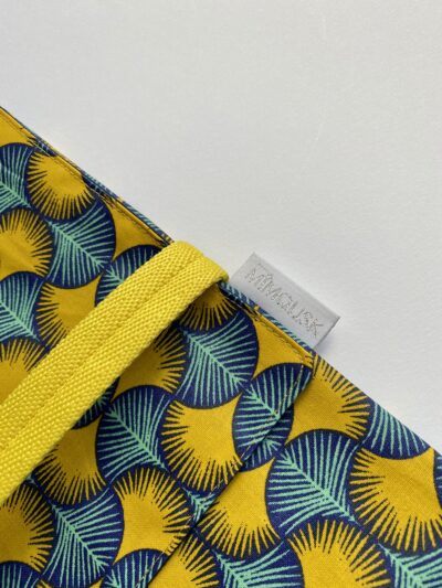 Housse pour tablette, enduit motif wax, coloris vert et jaune – Image 3