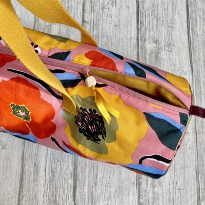 Sac polochon / rosarium tissu marimekko orange rose jaune – Image 4