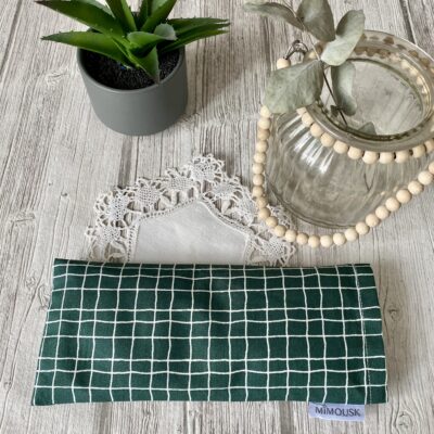 Eye pillow / motif carreaux blancs vert sapin