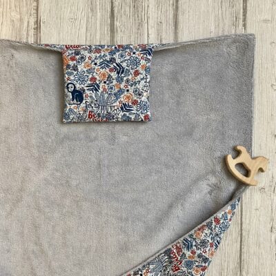 Tapis à langer nomade / motif Renard à lunettes Ciel, éponge bambou grise – Image 4