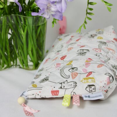 Pochette matelassée, imprimée village fleurs et renards – Image 3
