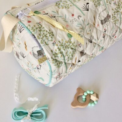 Sac polochon matelassé / décor pastel chats